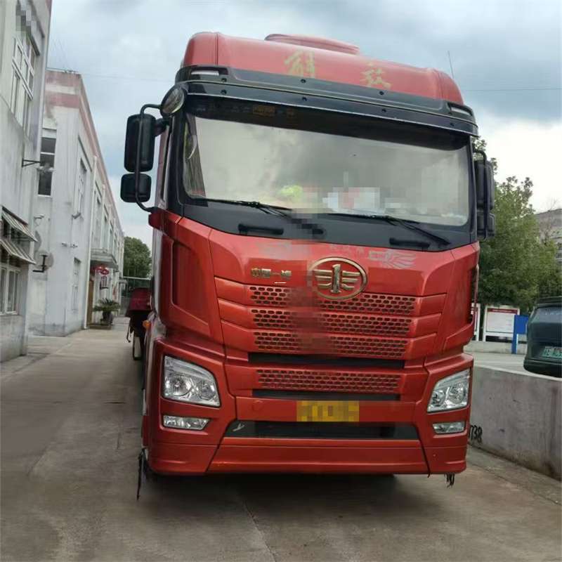 奉贤区英吉沙县：物流专线的高效货运之旅