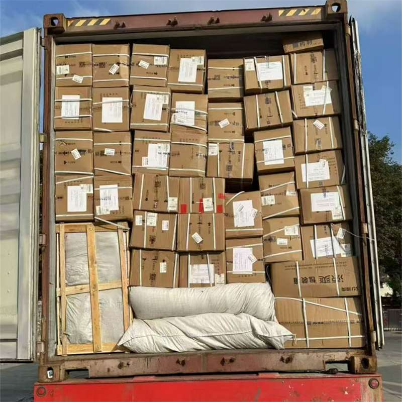 奉贤区特克斯县进仓物流：专线直达的运输传奇