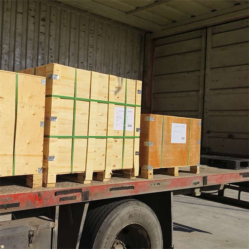 奉贤区阿拉尔市：物流专线的高效货运之旅